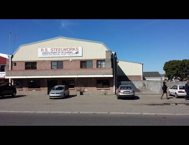 670M² FACTORY TO LET IN STIKLAND